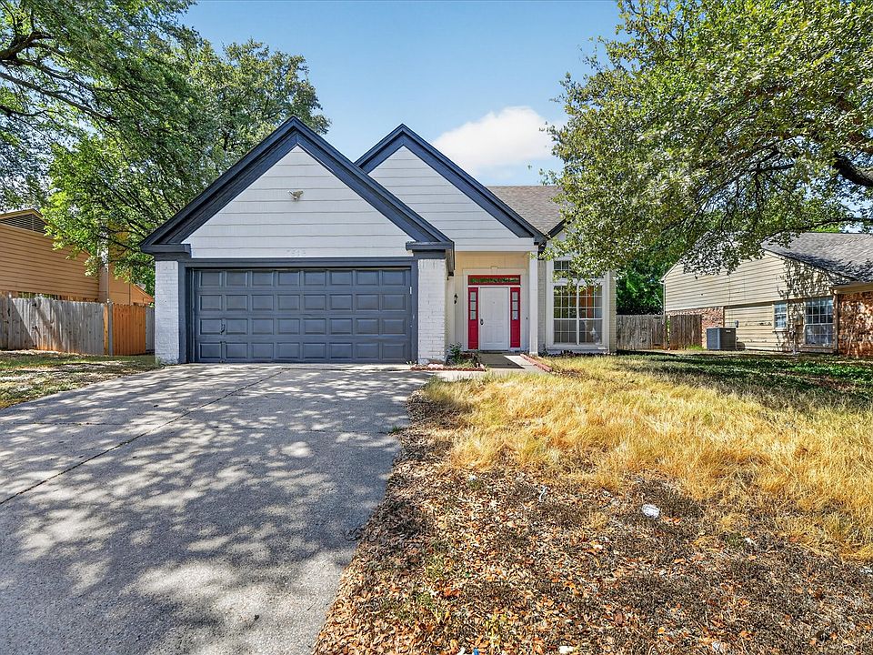 1st image of 7516 Meadow Creek Dr