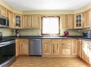 31 Winfield St, East Freetown, MA 02717