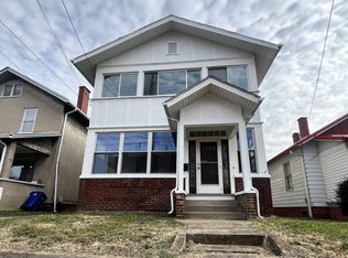 18 Delaware Ave, Charleston, WV
