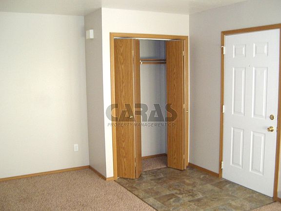 3rd image of 1150 34th St APT 9D