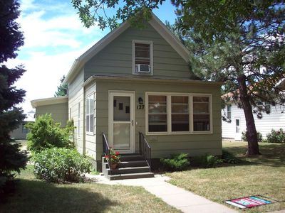 127 4th Ave SW, Le Mars, IA, 51031