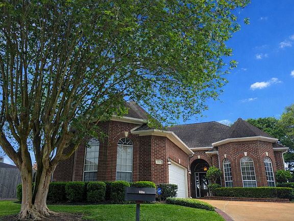 5th image of 211 Laurel Springs Ct