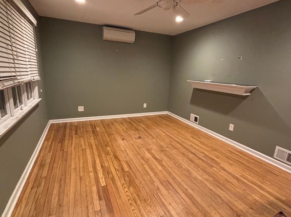 (undisclosed Address)