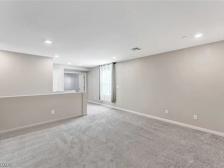 8448 Vulturo Ave — Photo 17