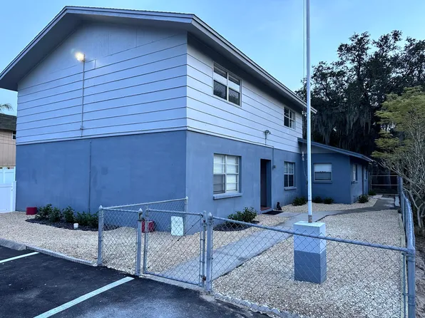 330 6th St N APT 2, Safety Harbor, FL 34695