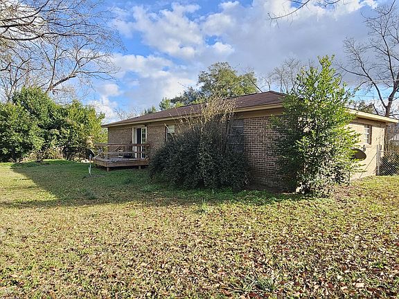 3rd image of 5114 Knapp St