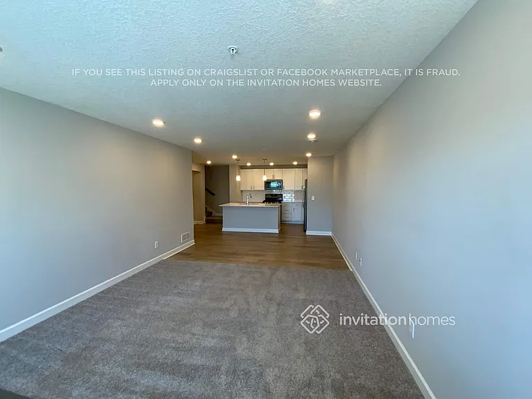 10948 Yalta St #B — Photo 4