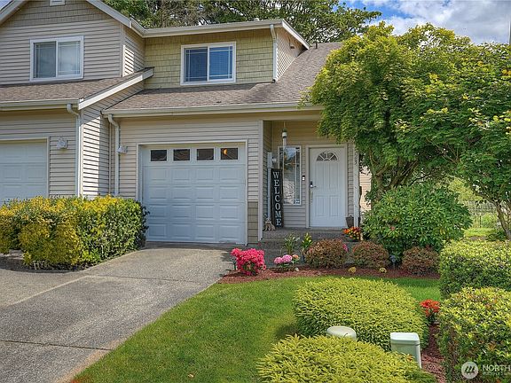 2nd image of 12523 63rd Avenue E
