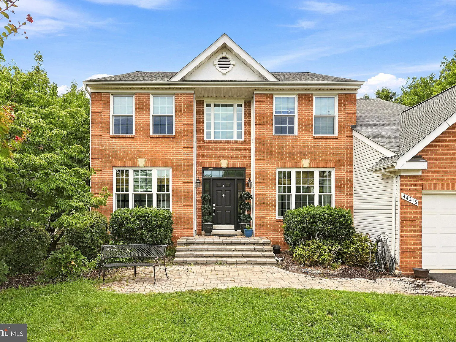 Ashburn Village — Photo 1