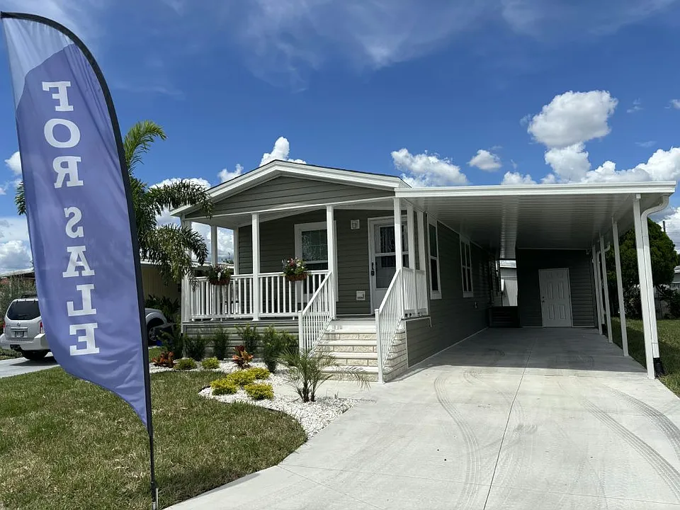311 Lighthouse Way #311