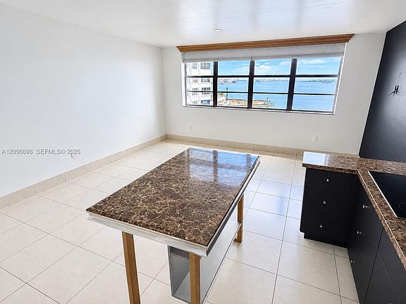 3rd image of 999 Brickell Bay Dr APT 1703