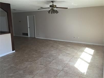 1st image of 5129 Wales Ct