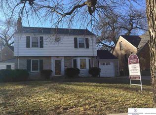 2010 Country Club Ave, Omaha, NE 68104
