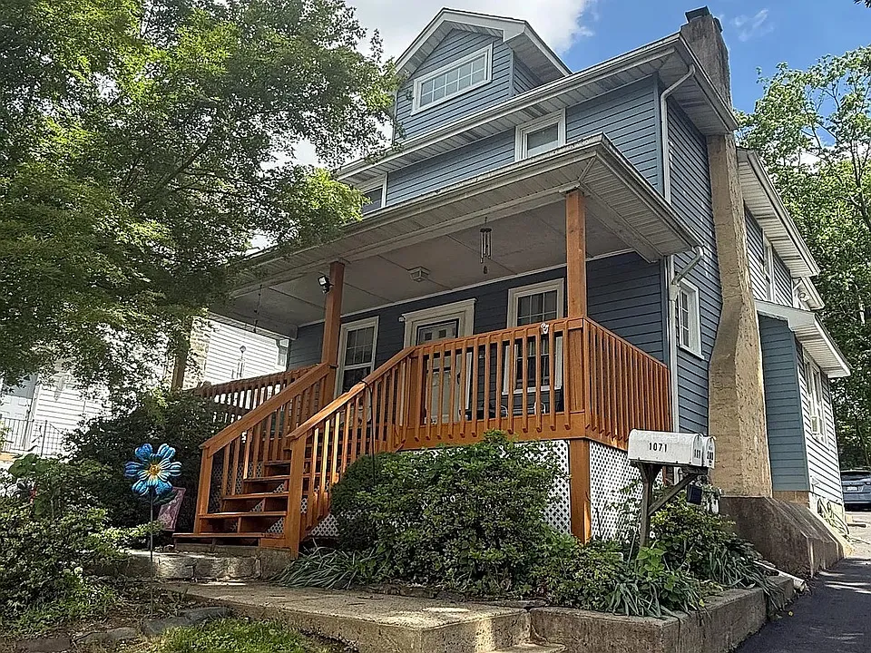 1071 Tyson Ave #1