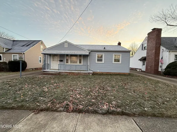 5263 W 148th St, Brecksville, OH 44141