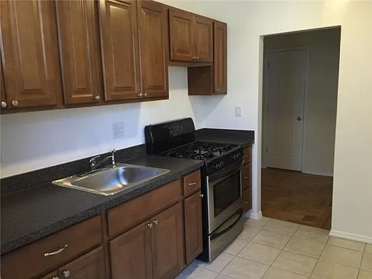 Rented by R New York | media 4