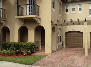 6951 Julia Gardens Dr, Coconut Creek, FL 33073