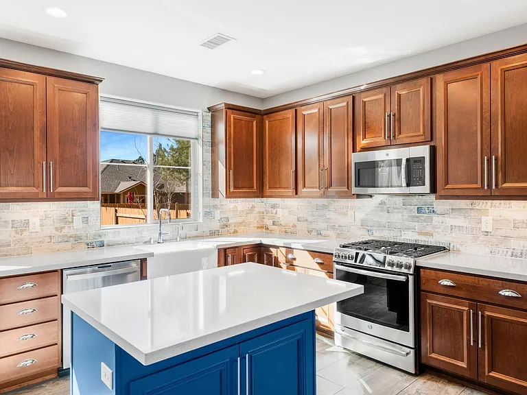 1196 N Waterside Dr — Photo 7