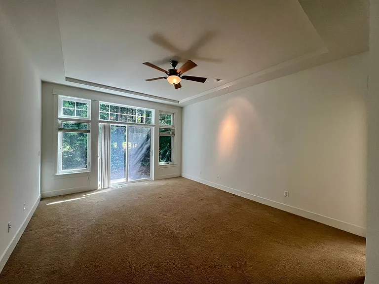 3875 Cameron Dr NE — Photo 16