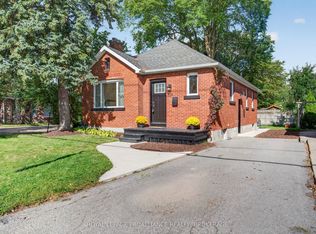 229 Park St, Kingston, ON K7L 1K4