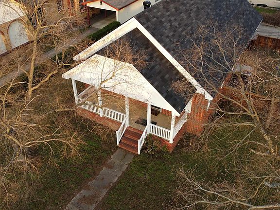3rd image of 526 S 9th St