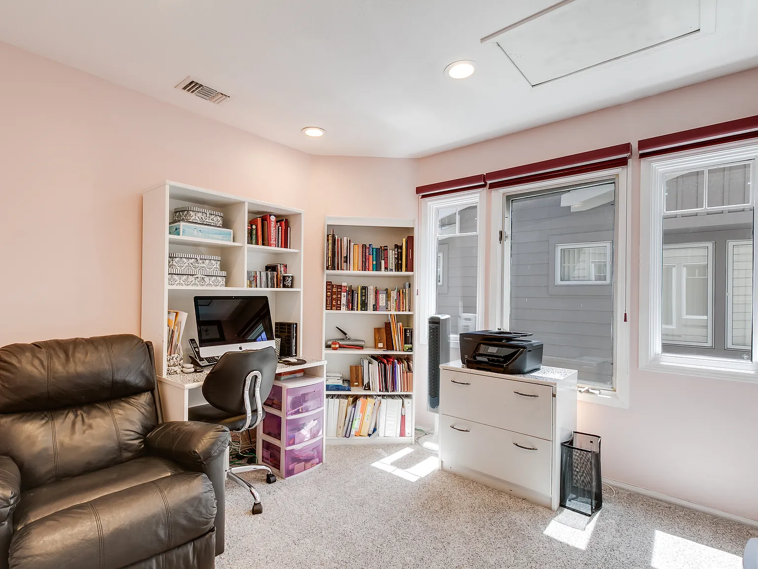 3 bed, 2.5 bath, 1562 sqft, $5,200 — Photo 4