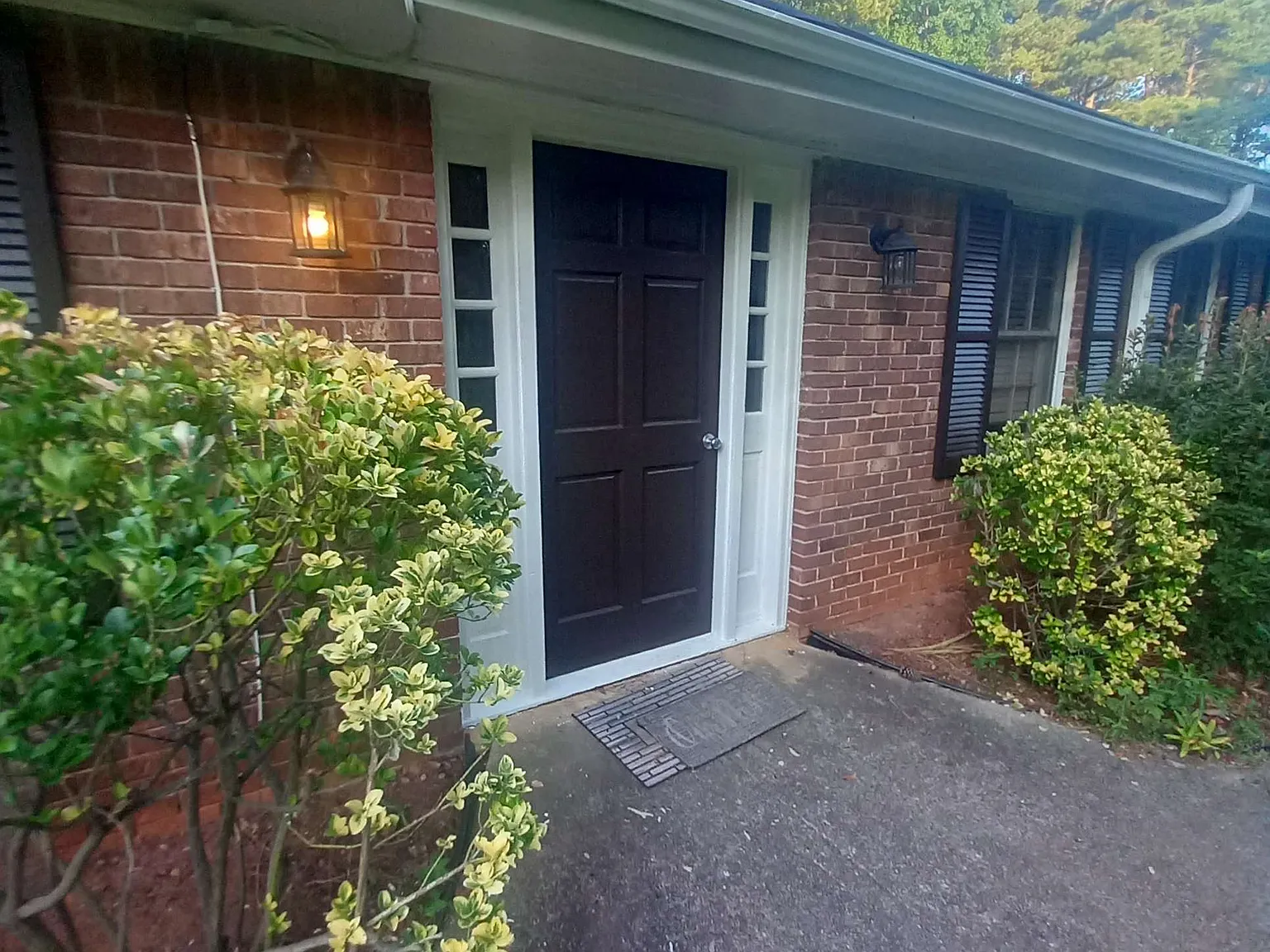 2 bed, 950 sqft, $1,900 — Photo 2