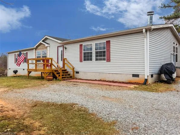 18 Evelyn Acres, Asheville, NC 28806