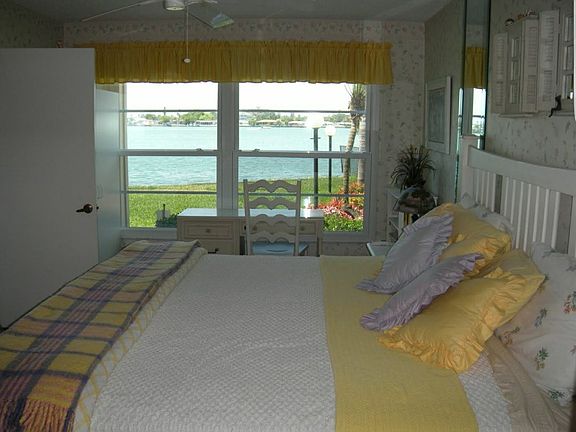 5th image of 6279 Sun Blvd APT 107