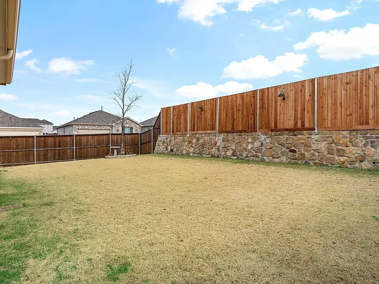 2632 Wesley Ave — Photo 19