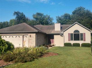 4713 S Sir Lancelot Ct, Mapleton, IL 61547