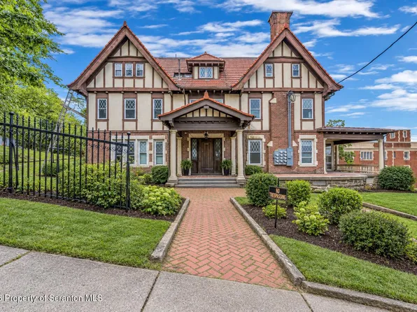 1140 Olive St APT 5, Scranton, PA 18510