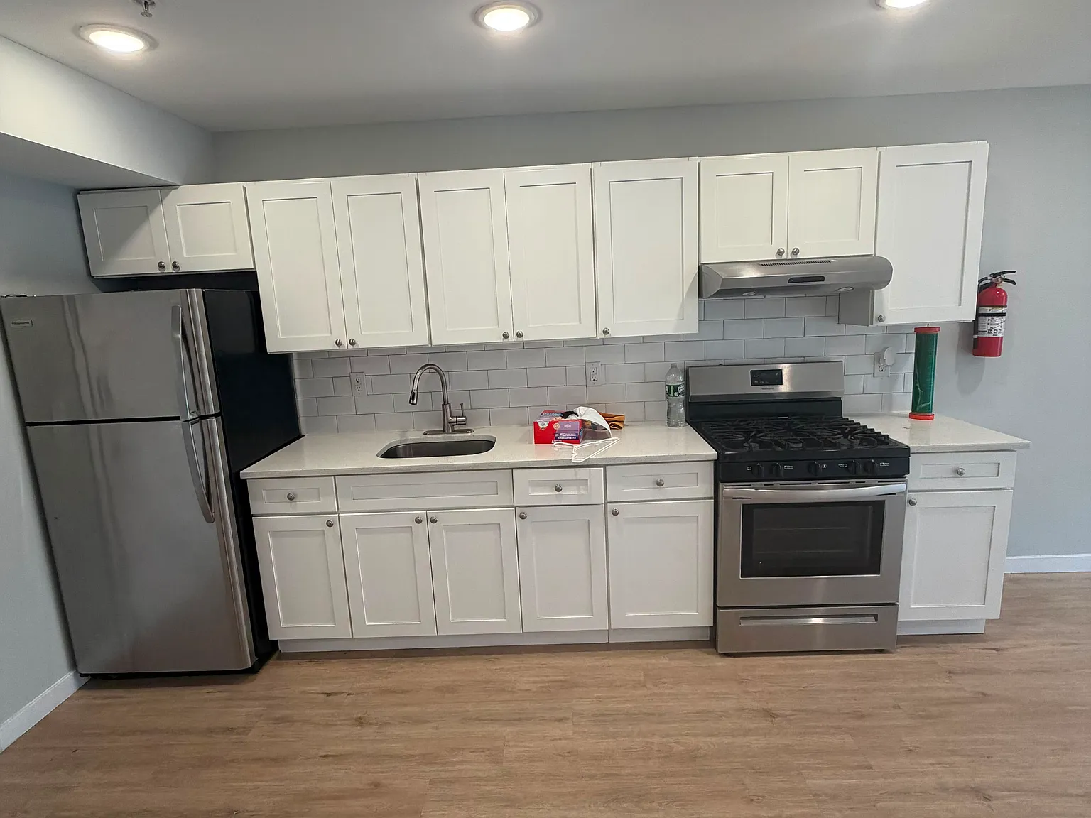 1 bed, $1,718 — Photo 2