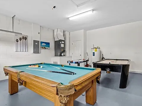 410 Oxford Dr — Photo 22