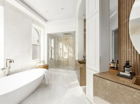 133 East 73rd Street image 14 of 35