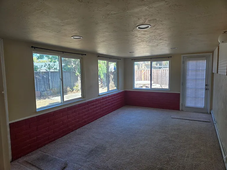 37788 Dahlia Dr — Photo 12