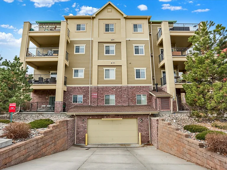 1144 Rockhurst Dr #401 — Photo 19