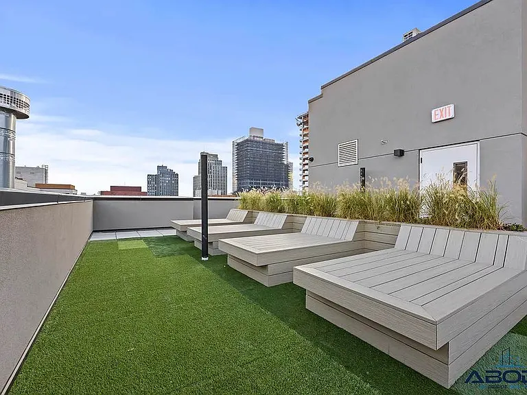564 Sackett St #6E — Photo 13