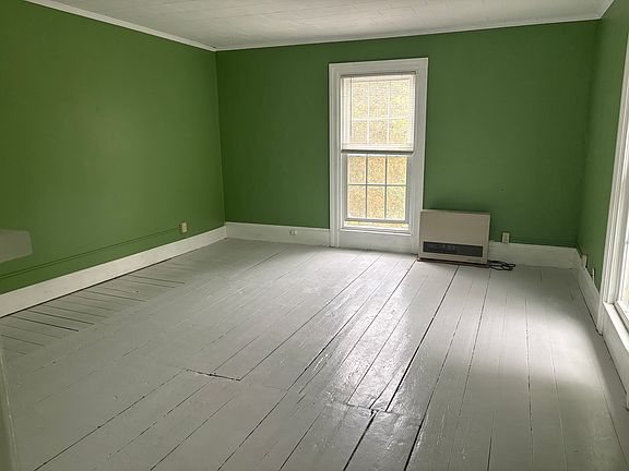 4th image of 34 Main St APT 2