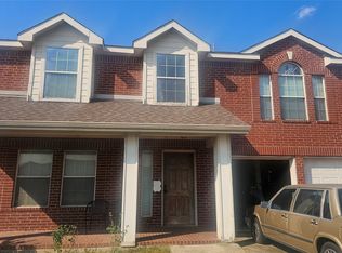 508 Fossil Lake Ct, Arlington, TX