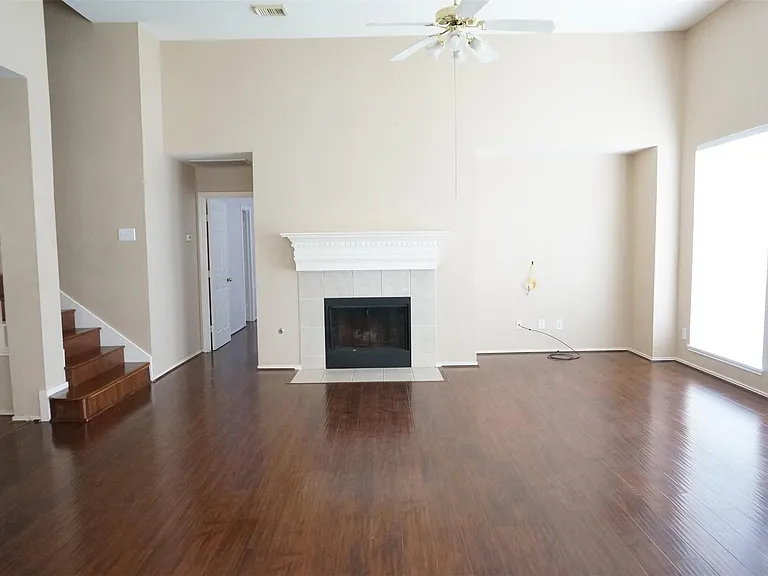 2114 Madewood Dr — Photo 9