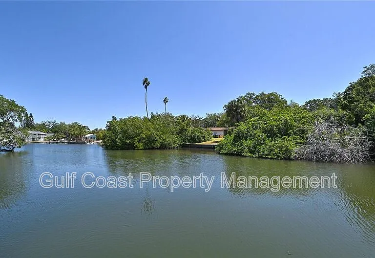 2124 N Tamiami Trl #102 — Photo 21