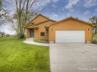 12590 Point Dr, Gowen, MI 49326
