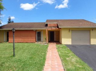 2101 NW 101st Ter, Hollywood, FL 33026