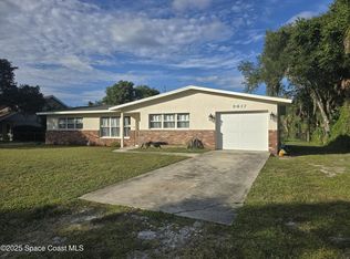2417 Colonial Dr, Melbourne, FL 32901