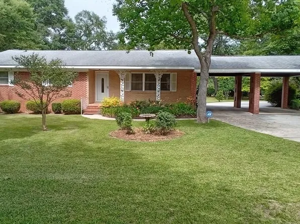 1301 Skyline Dr, Dublin, GA 31021