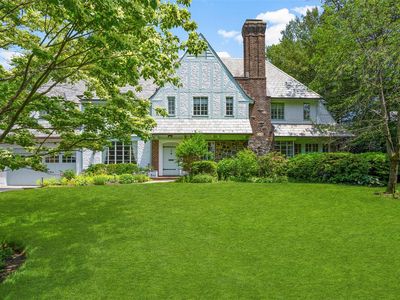 383 Beechmont Drive, New Rochelle, NY, 10804