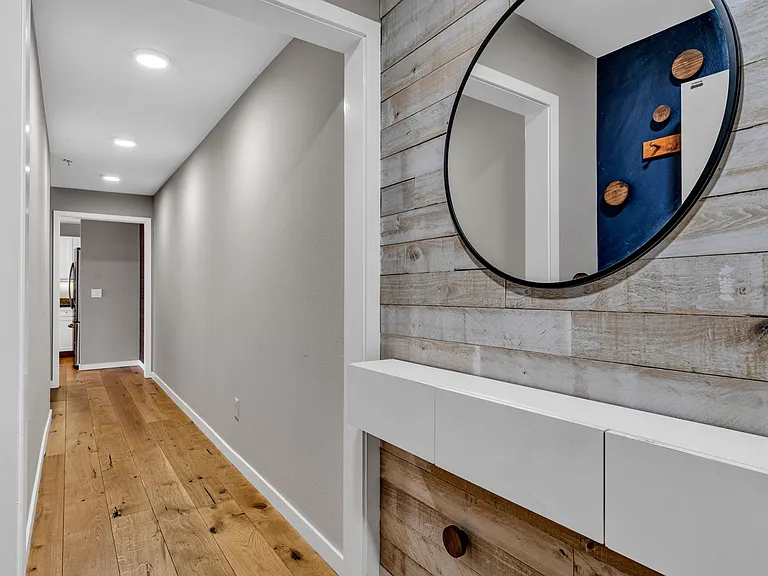 950 Harrison St #212 — Photo 3
