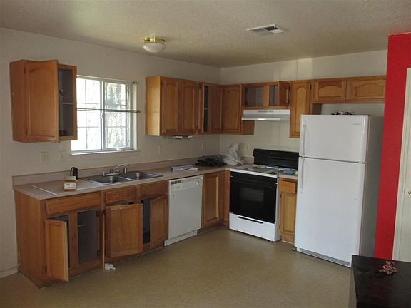 3rd image of 3617 Yellow Rose St #0