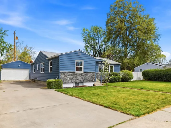 82 Hodges Ct, Richland, WA 99354